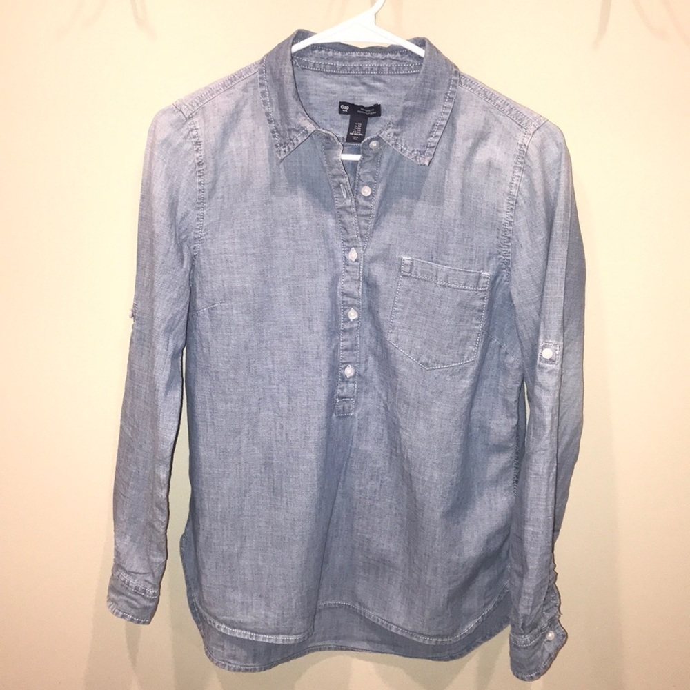 4/$25 Gap XS chambray long sleeve boyfriend fit